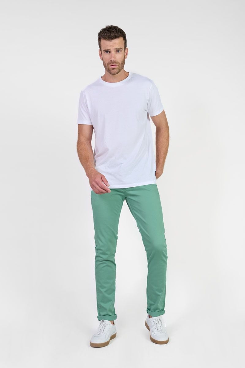 le temps des cerises Pantalon chino large Cesar vert