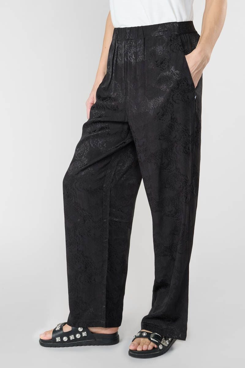 Le Temps Des Cerises Pantalon Clemati En Jacquard Noir