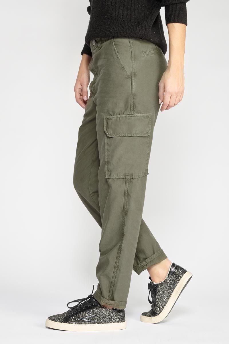 Le Temps Des Cerises Pantalon Cosy Army Kaki à Fermeture Asymétrique