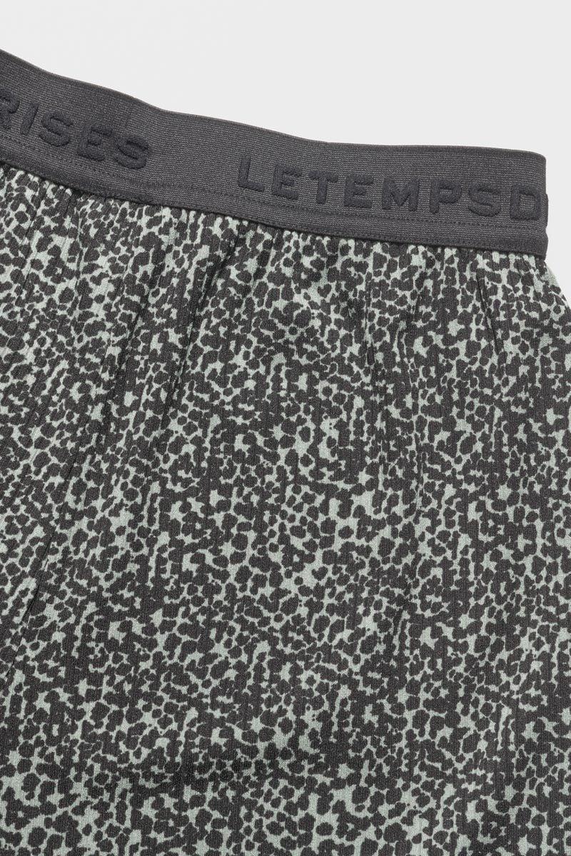 Le Temps Des Cerises Pantalon Large Ghebgi à Motif Léopard Vert
