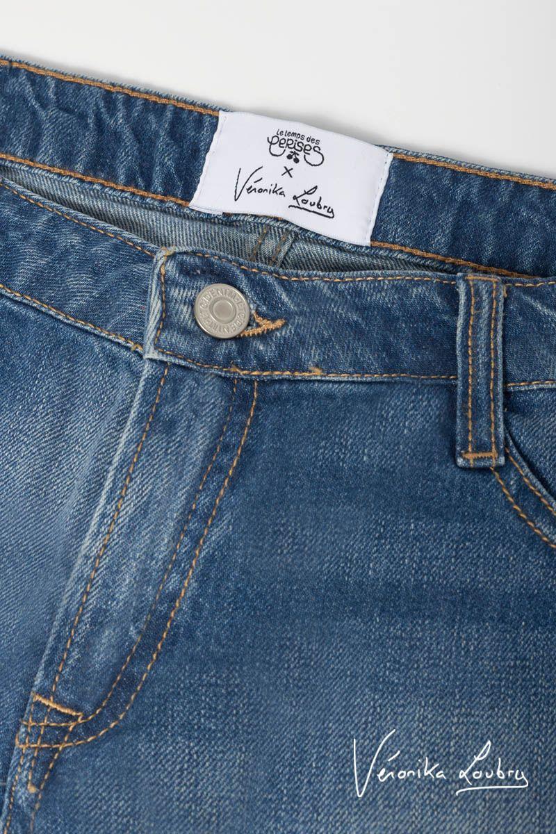 Le Temps Des Cerises Short Court Véronika En Jeans Bleu By Véronika Loubry