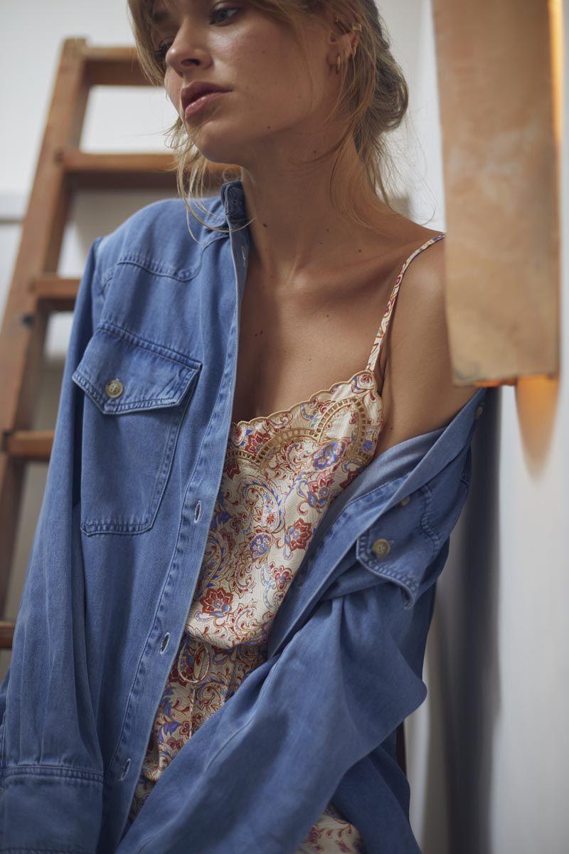 le temps des cerises Veste chemise en tencel Neja bleue