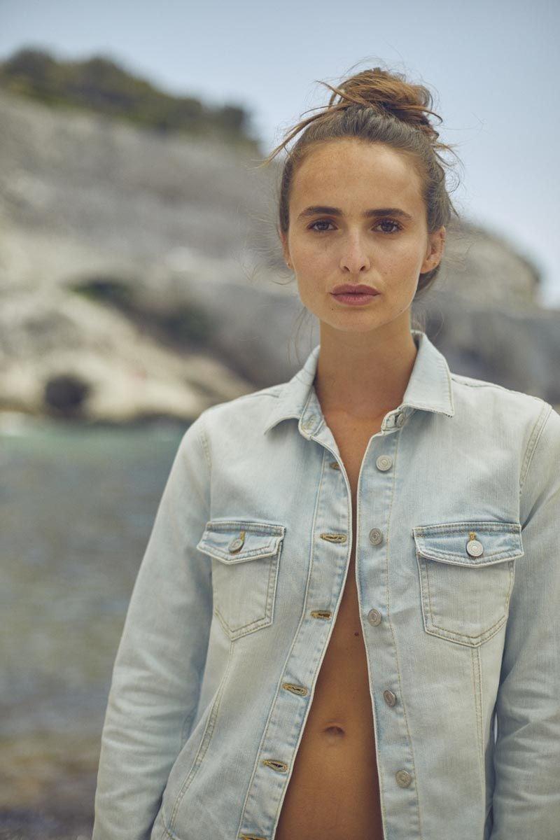 le temps des cerises Veste en jeans Lilly bleu très clair