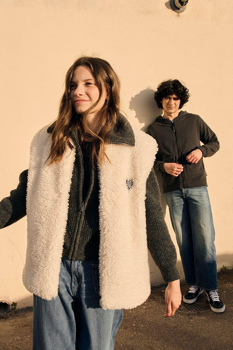 le temps des cerises Veste sans manches Okagi crème