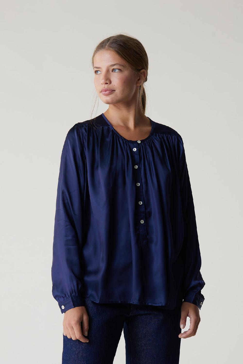 leon & harper Blouse Cake Plain Black Iris