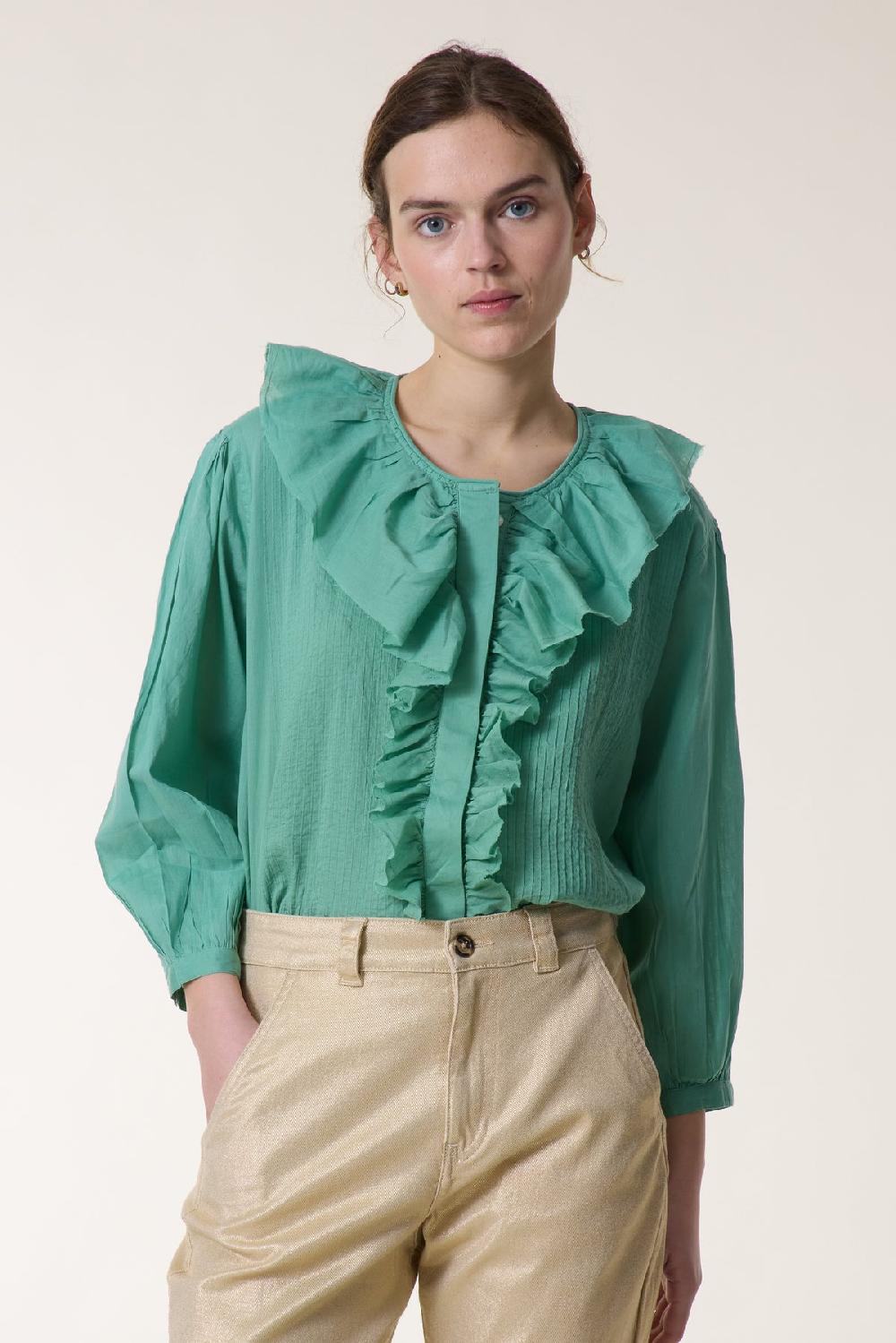 leon & harper Blouse Costin Plain Celadon