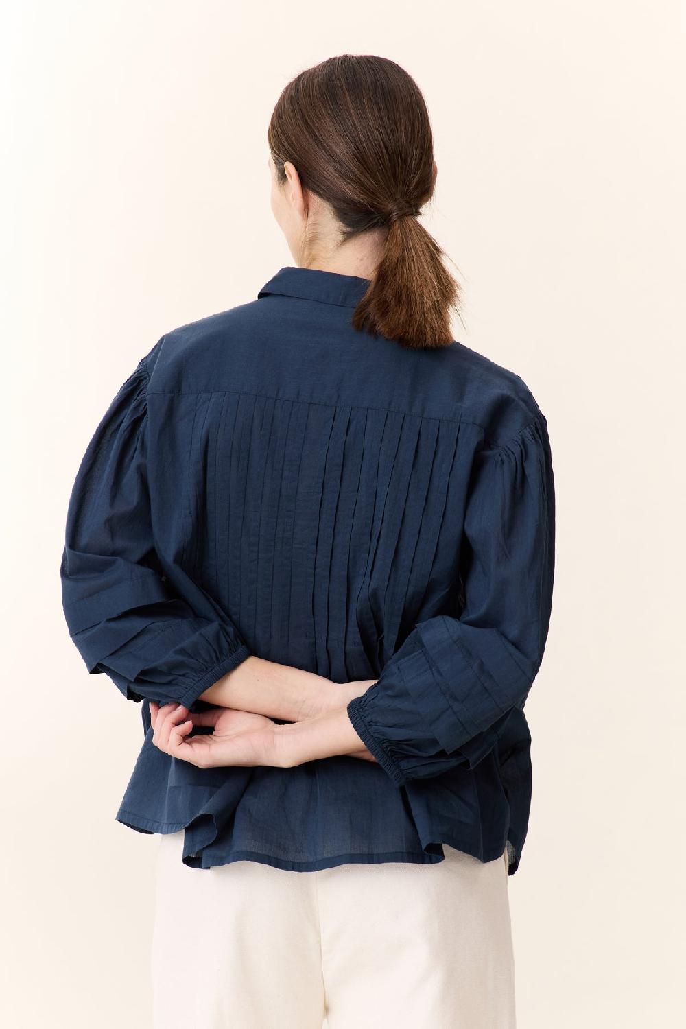 Leon & Harper Chemise Chimi Pleat Black Iris