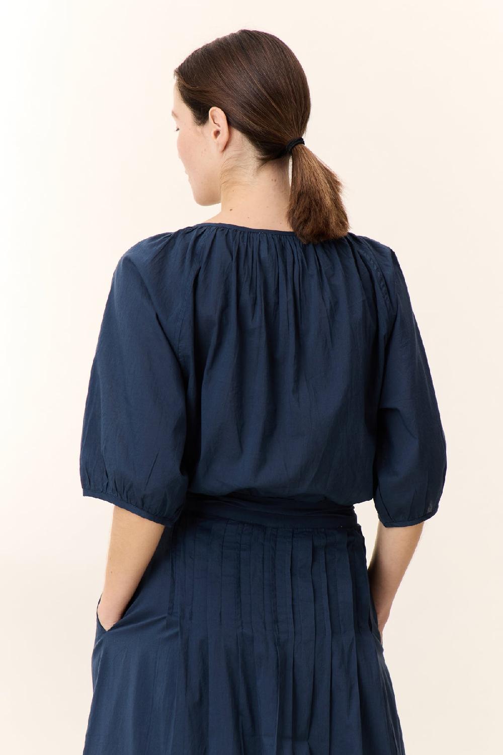 Leon & Harper Chemise Cool Pleat Black Iris