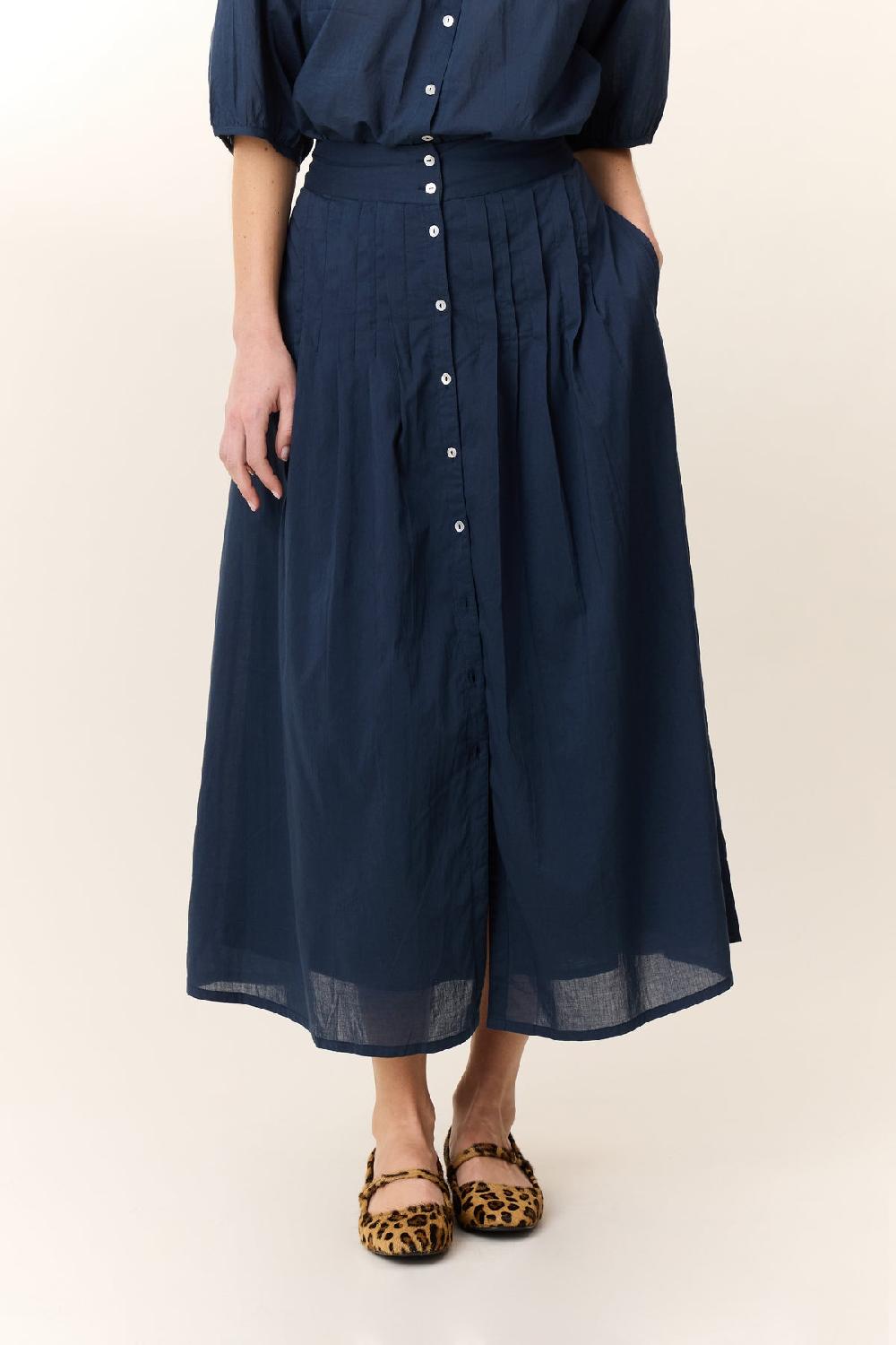 leon & harper Jupe Joni Pleat Black Iris