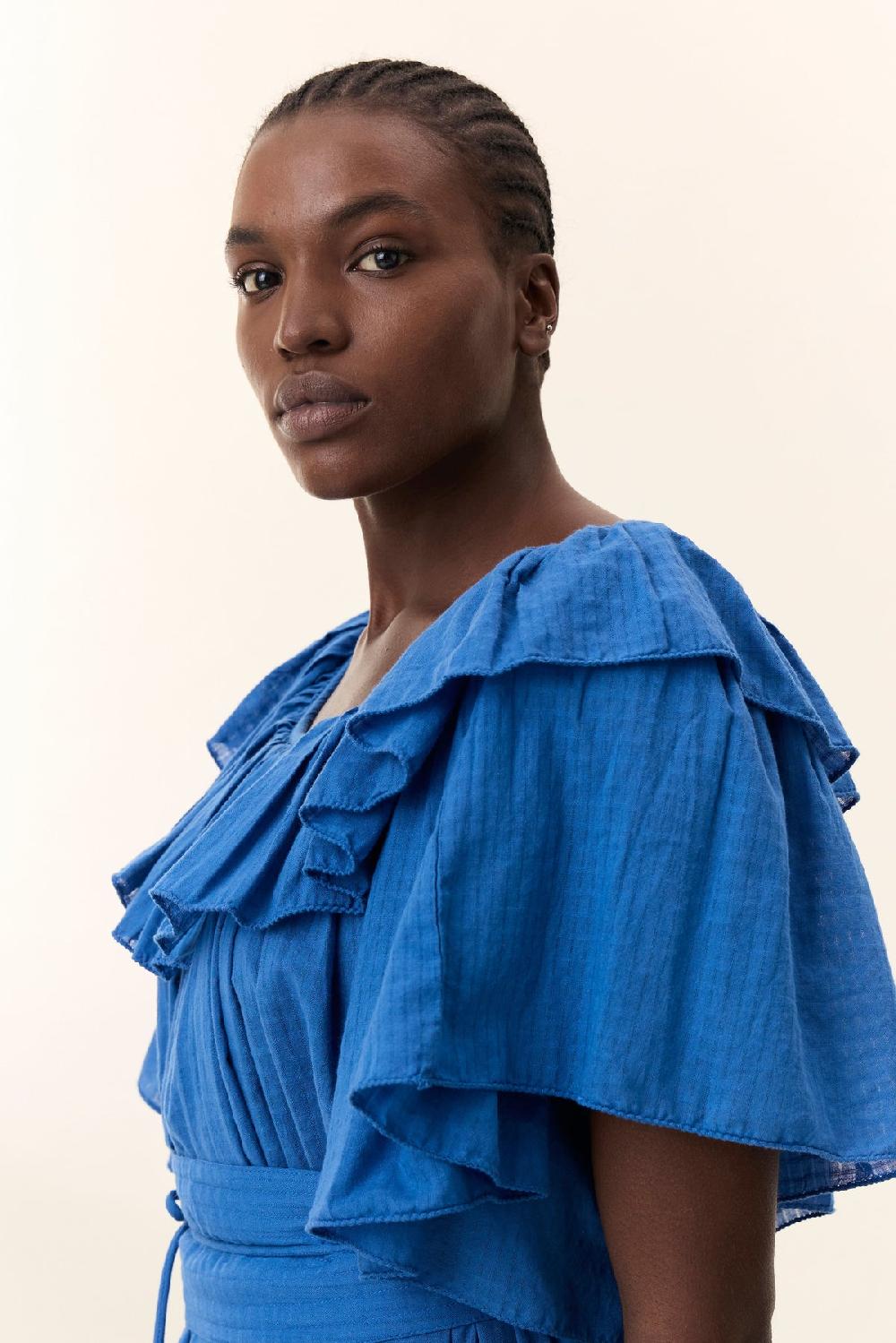 Leon & Harper Robe Raeya Plain Blue