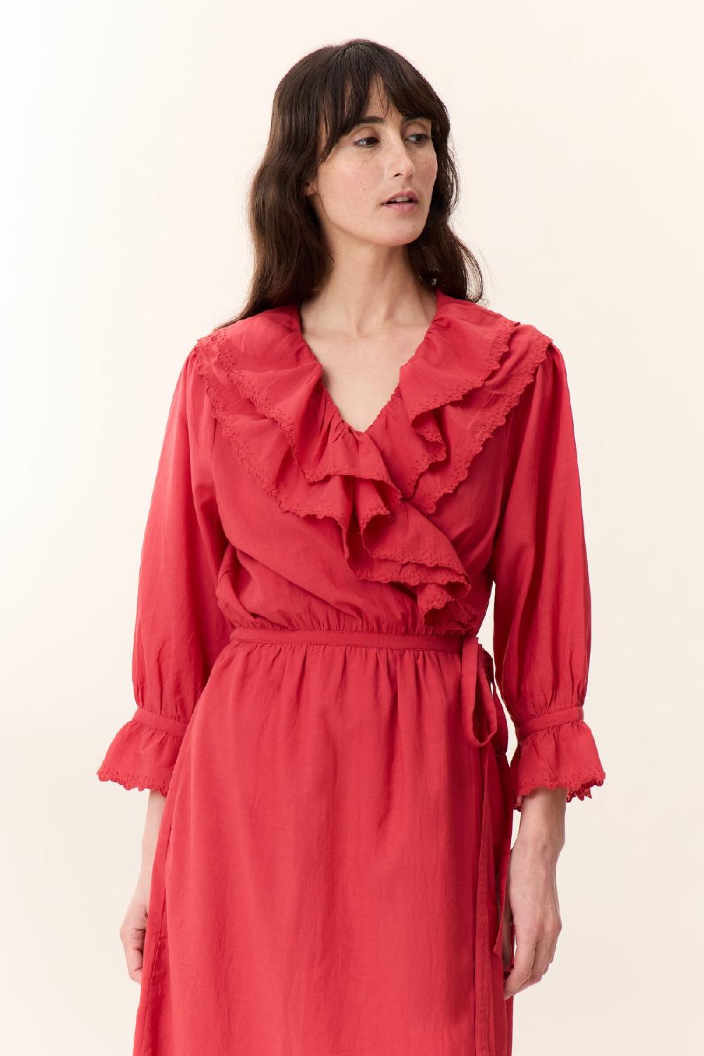 Leon & Harper Robe Reem Plain Red