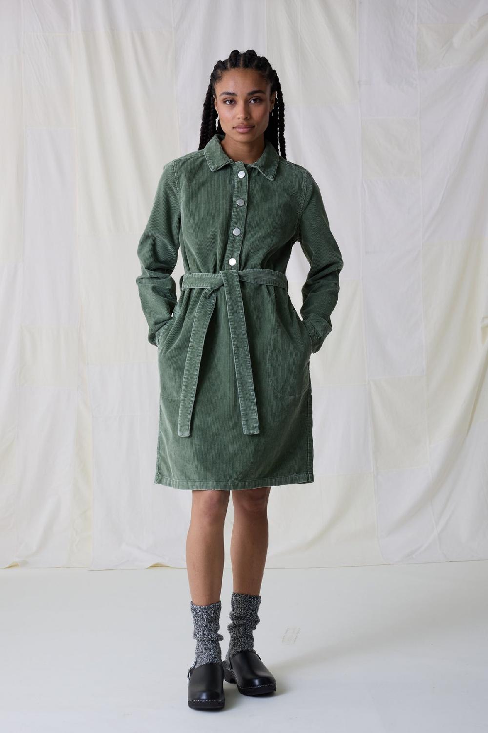 Leon & Harper Robe Regna Plain Green