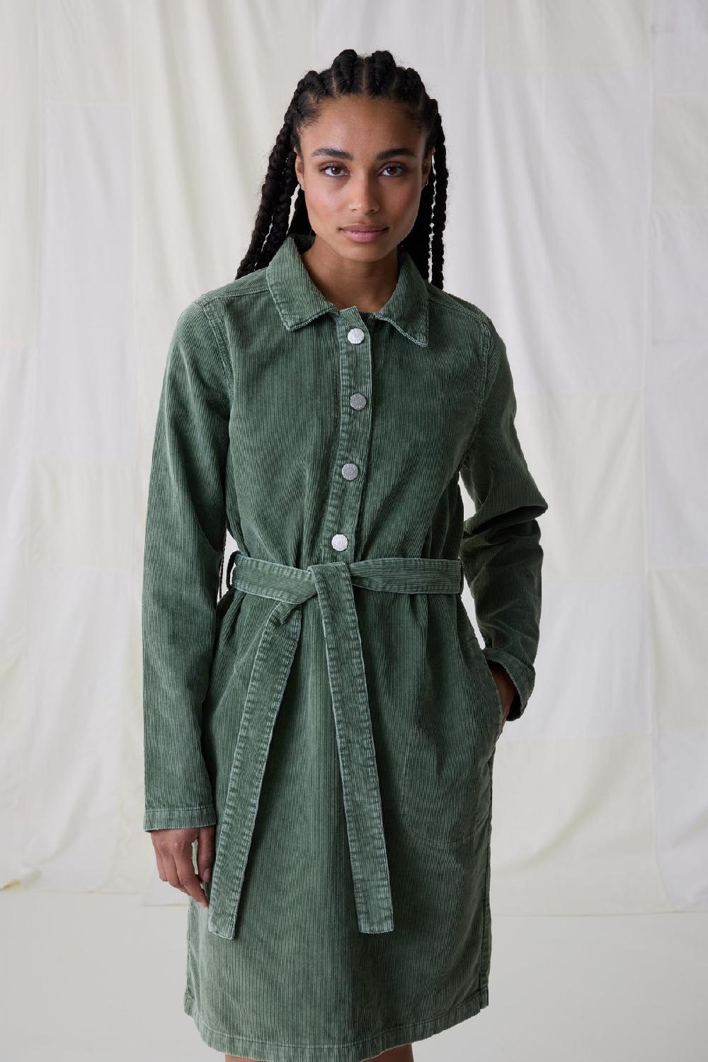 Leon & Harper Robe Regna Plain Green