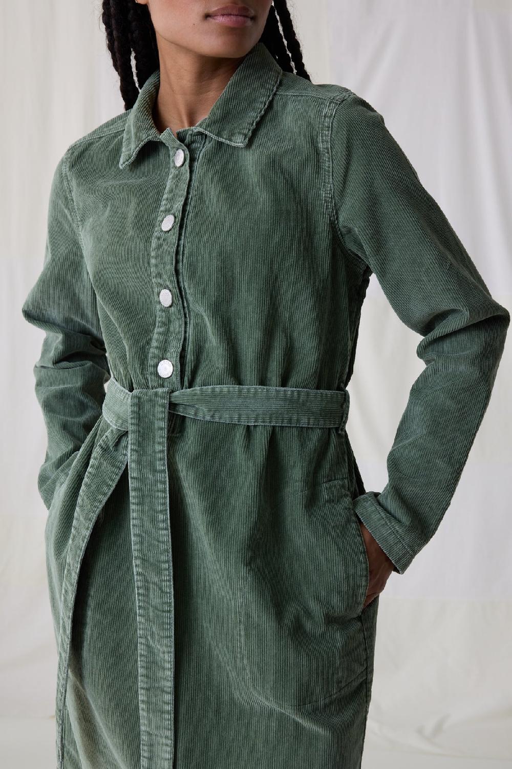 leon & harper Robe Regna Plain Green