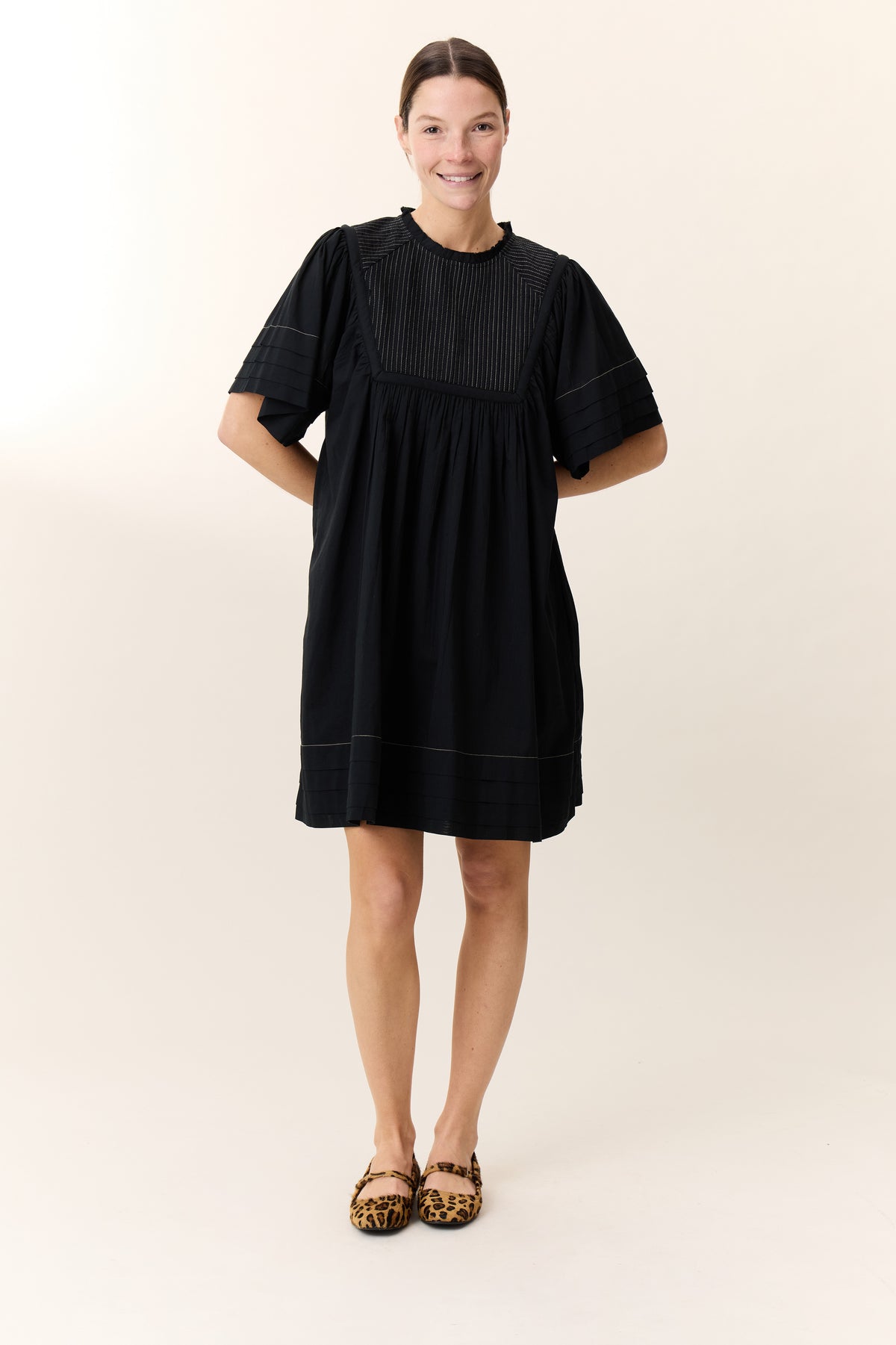 leon & harper Robe Rigby Pint Black