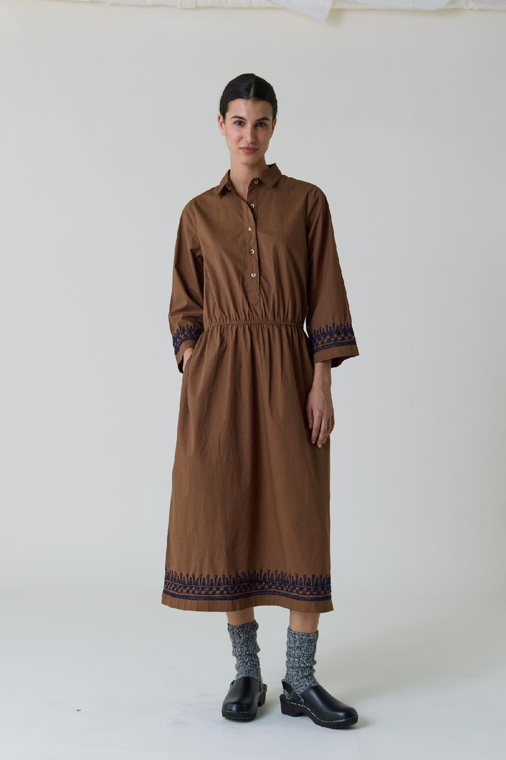 leon & harper Robe Rigolo Plain Caramel