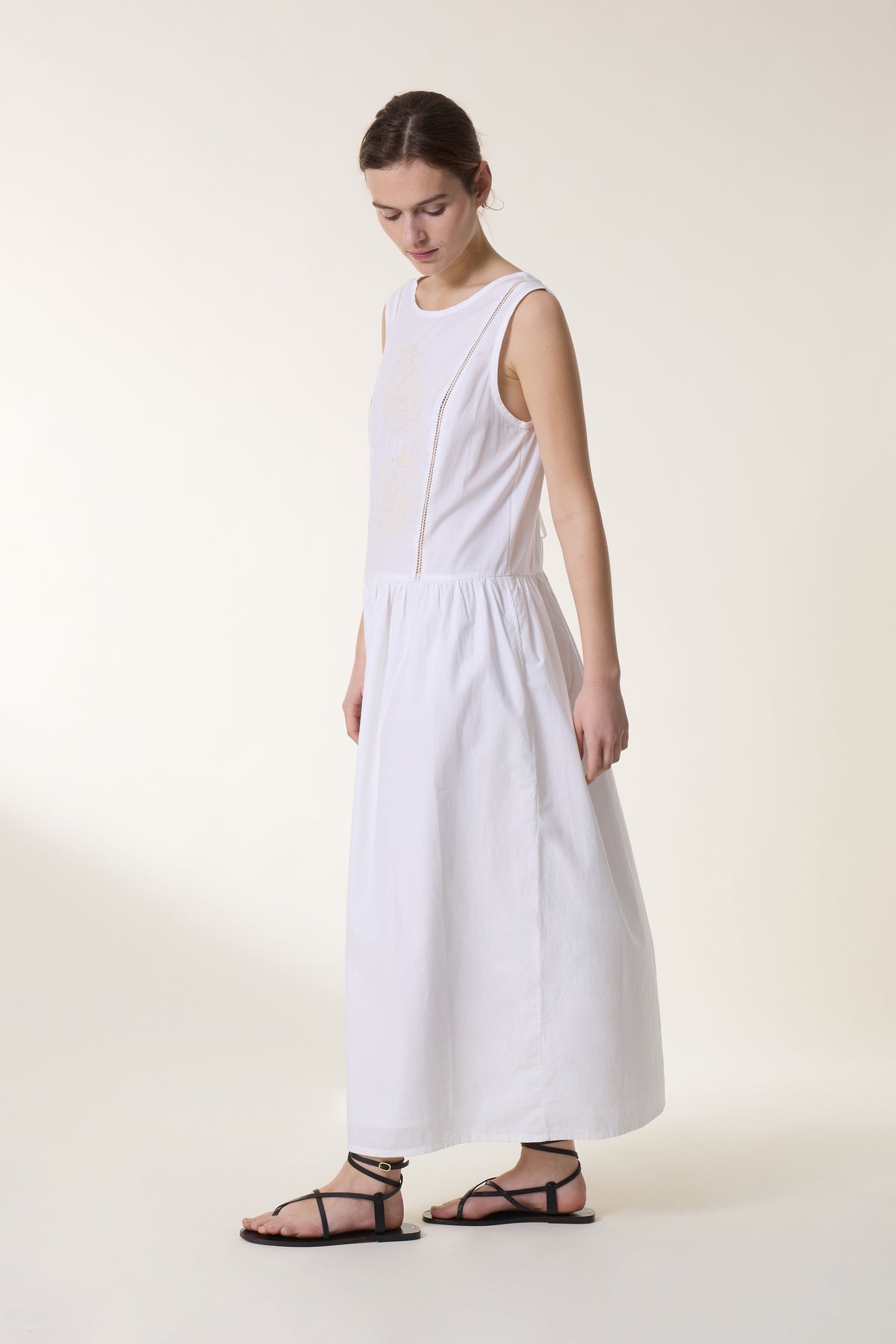 leon & harper Robe River Brd White