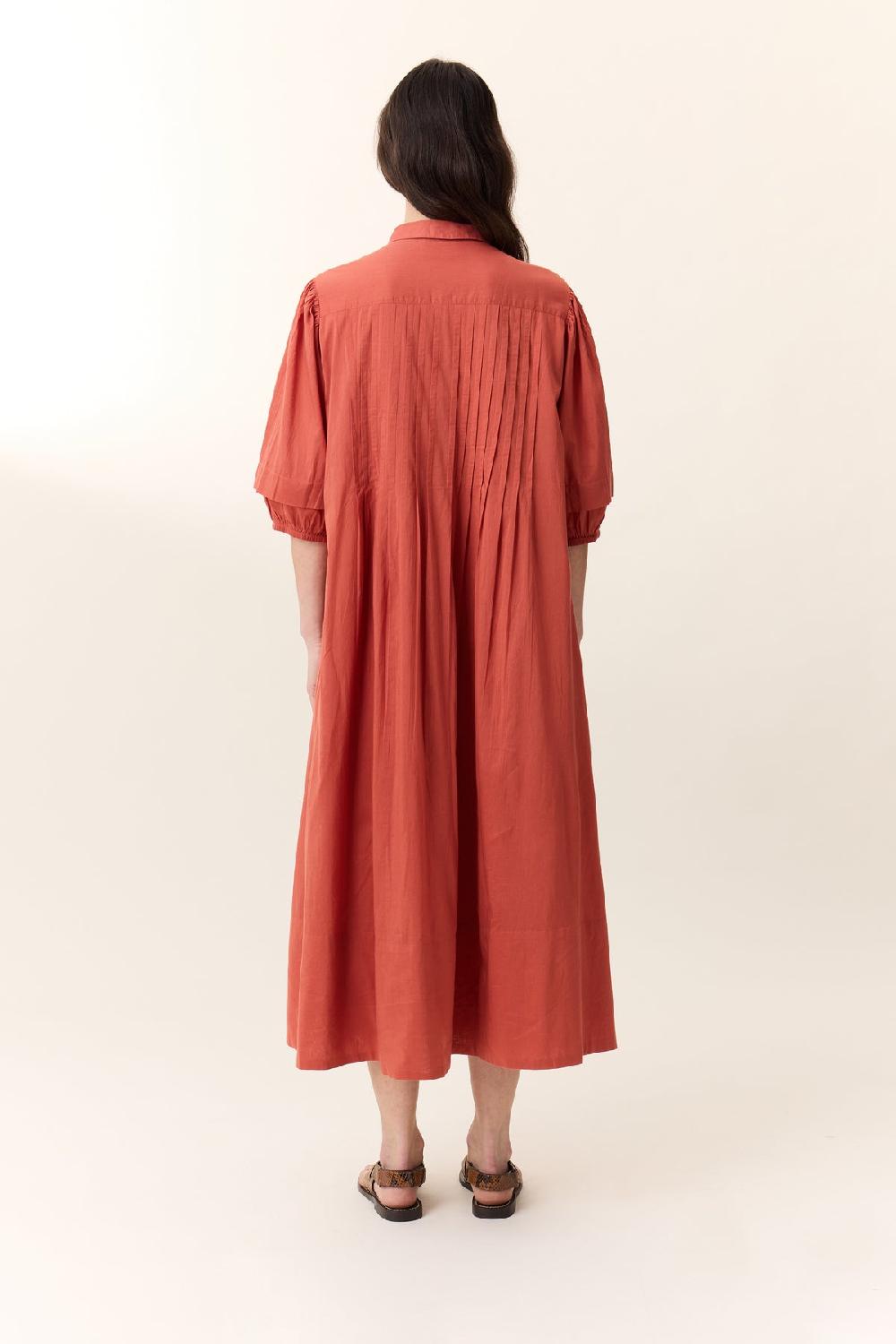 Leon & Harper Robe Roca Pleat Terracotta