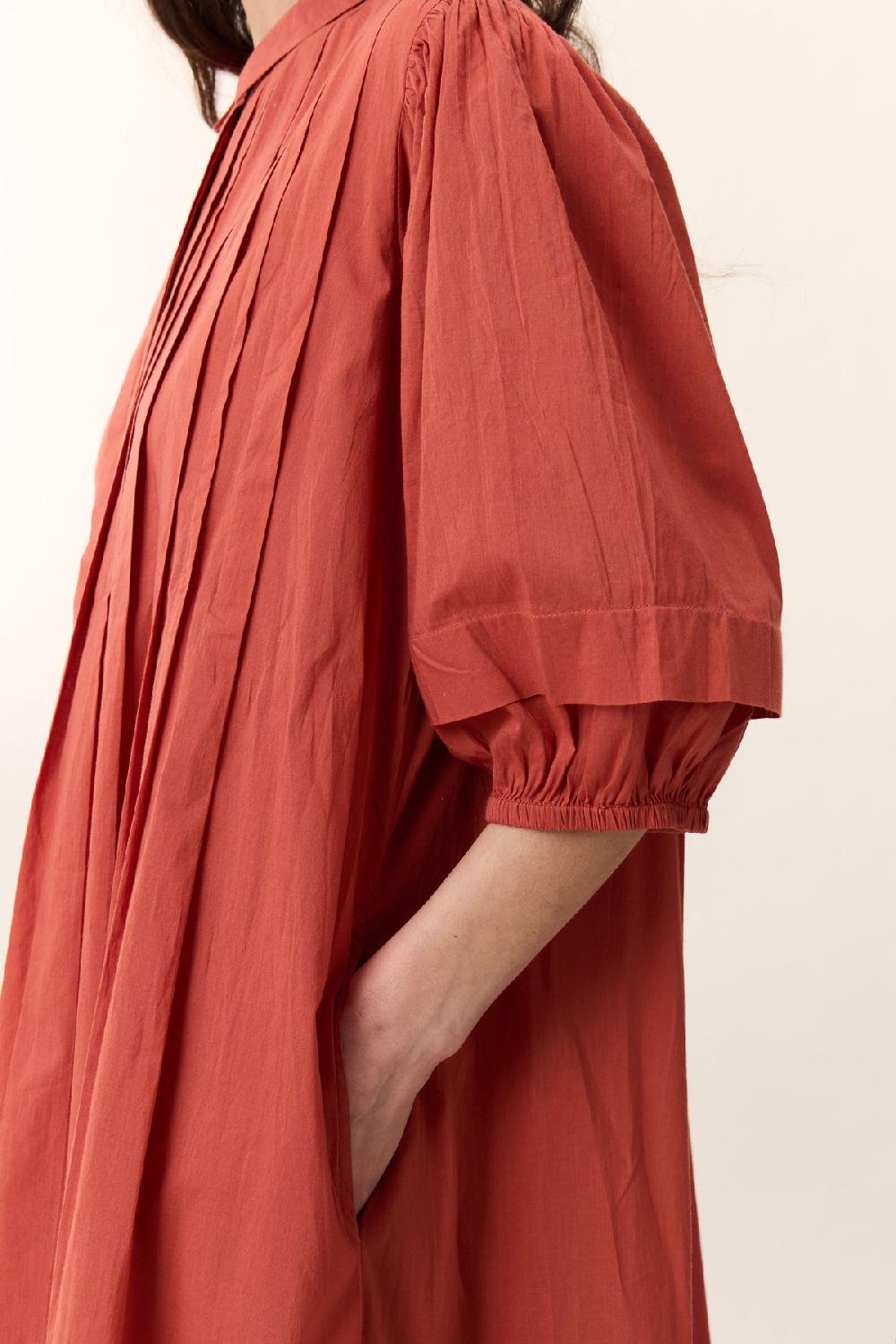 Leon & Harper Robe Roca Pleat Terracotta