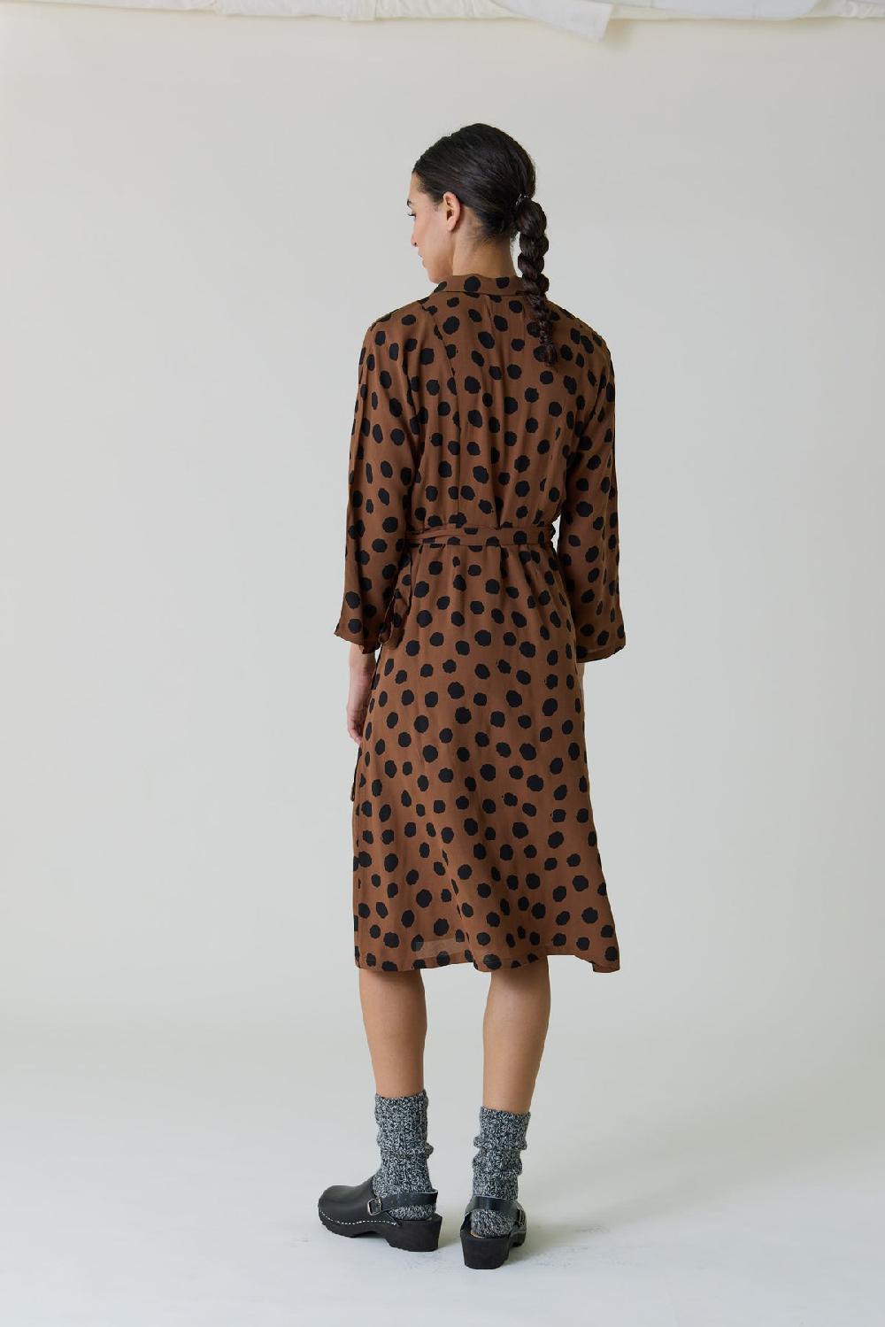 Leon & Harper Robe Rolie Spot Brown
