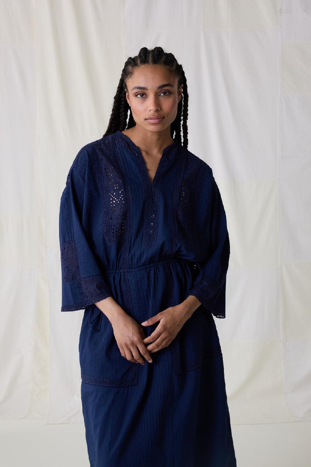 Leon & Harper Robe Roxy Plain Black Iris