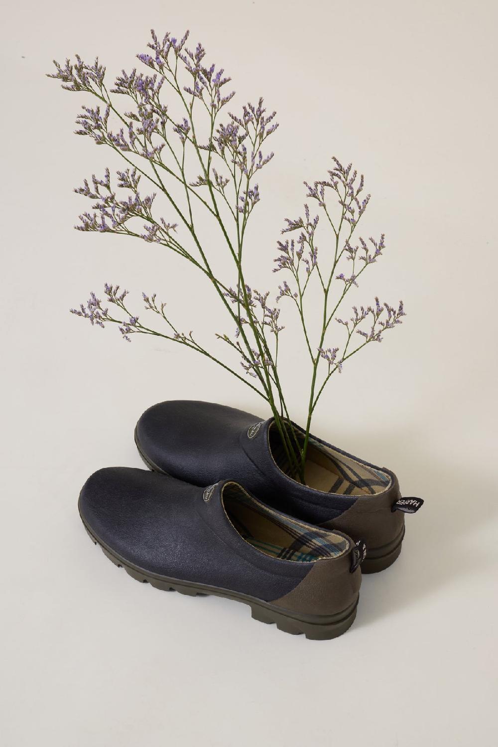 Leon & Harper Sabotin Garden Black