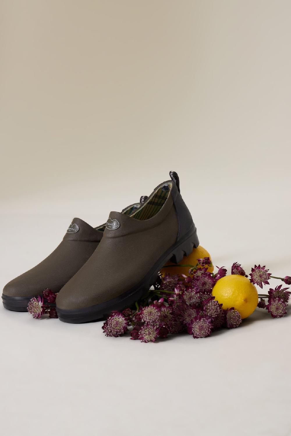 leon & harper Sabotin Garden Khaki