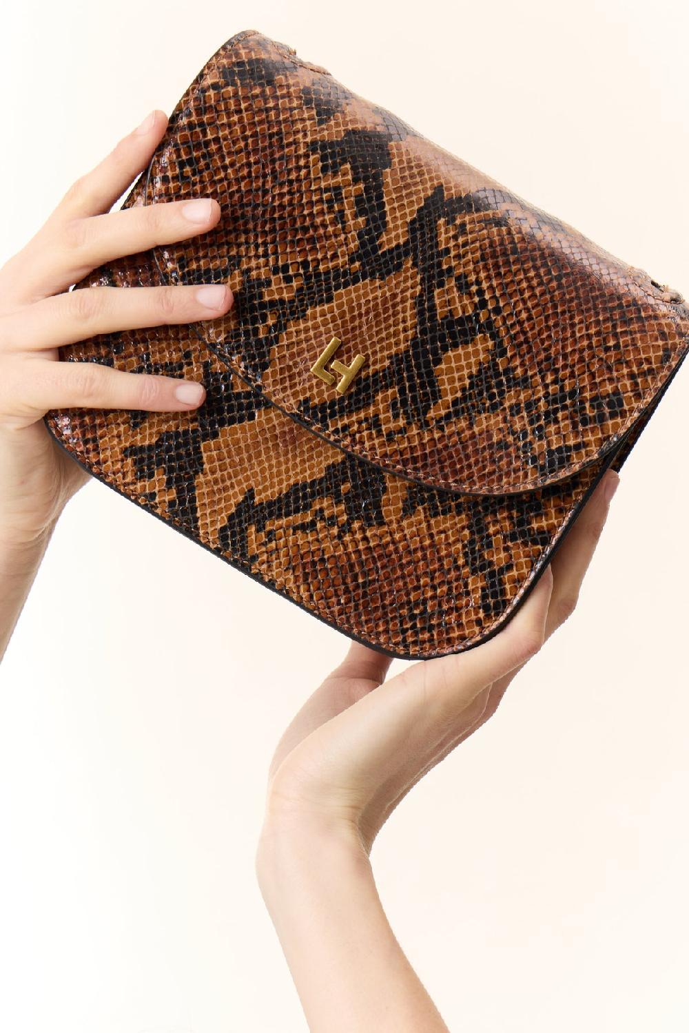 leon & harper Sac Gaby Pytn Camel