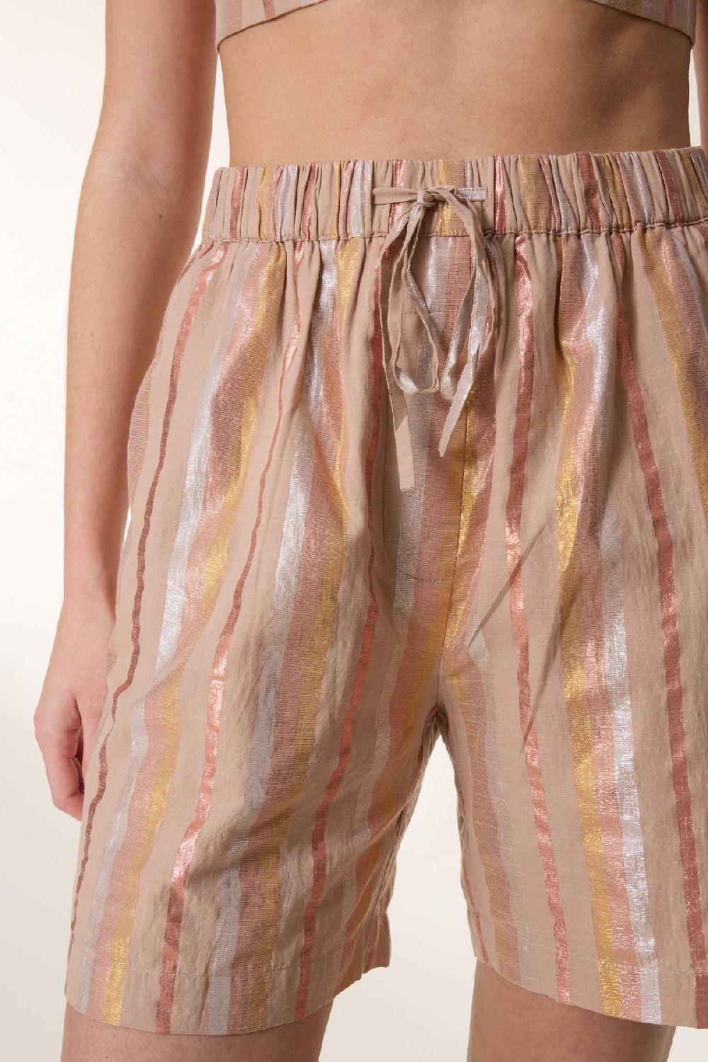 Leon & Harper Short Quincy Shiny Powder