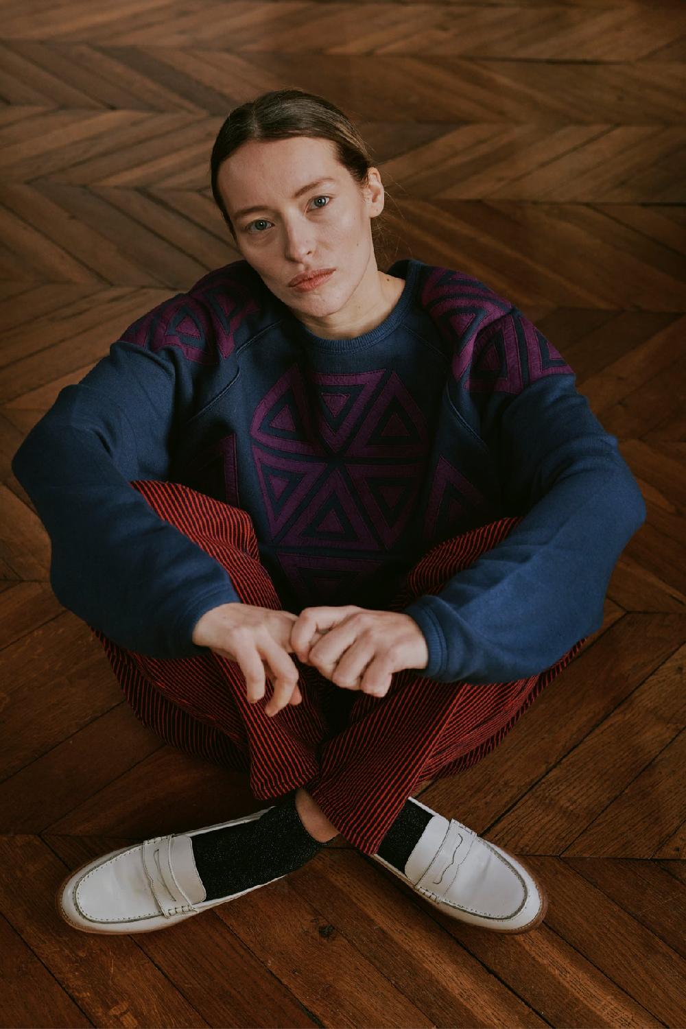 Leon & Harper Sweat Shine Triangle Navy