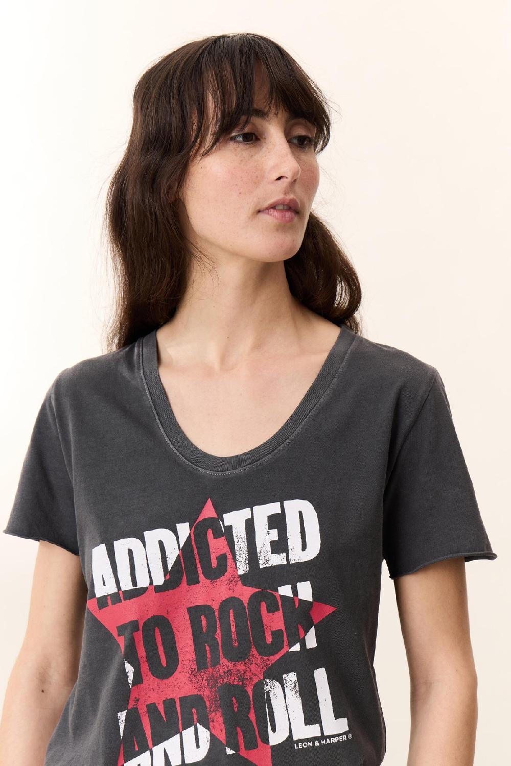 Leon & Harper T Shirt Tizia Addict Carbone