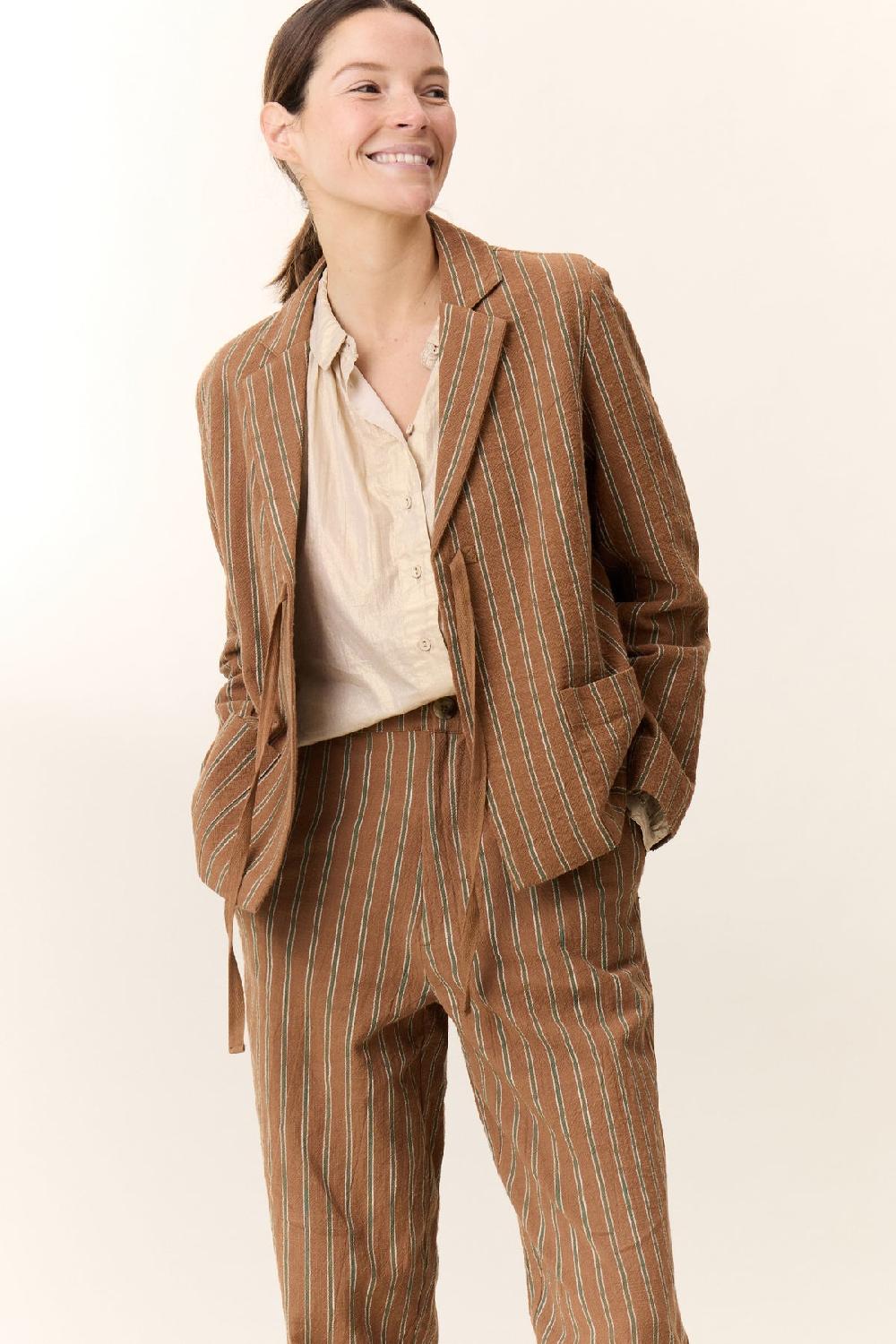 Leon & Harper Veste Vela Strp Brown