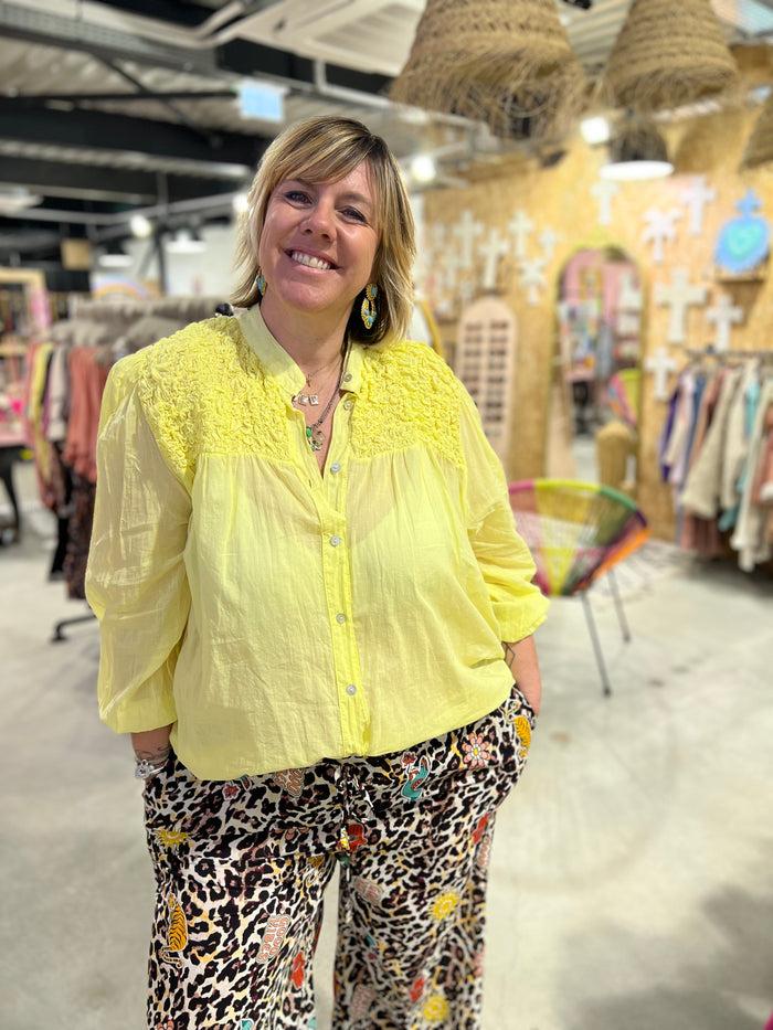 Les Bohémiennes Chemise Voile De Coton Froufrou Jaune Pâle