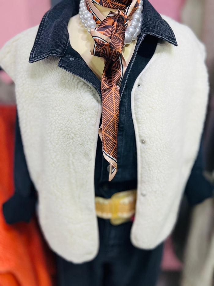 Les Bohémiennes Veste Sans Manche Americana Ecru