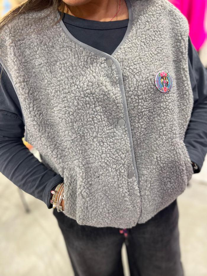 Les Bohémiennes Veste Sans Manche Americana Gris