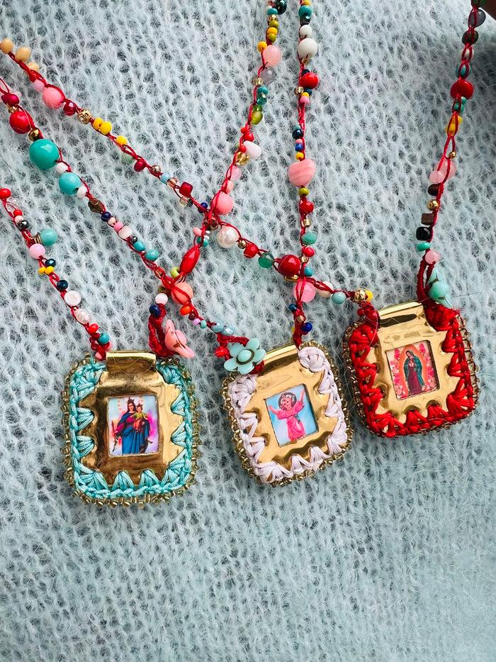 les bohémiennes Sautoir Virgen de Guadalupe 3 couleurs