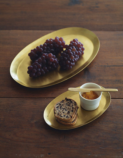 les choses simples Plateau en laiton taille S