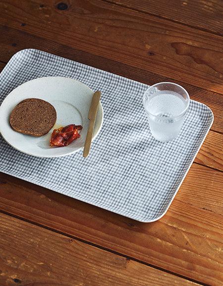 Les Choses Simples Plateau En Lin Taille L Petits Carreaux Gris