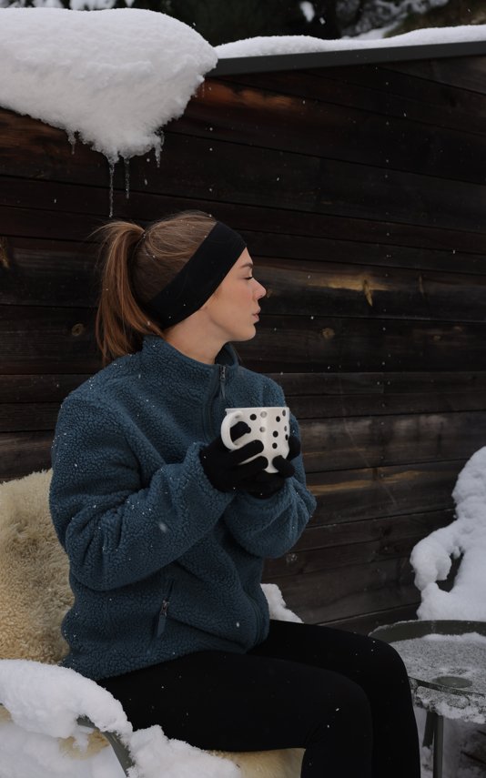 Les Petits Basics Café & Croissant. Unisex Sherpa Zip Thru