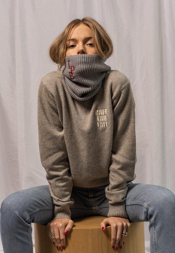 Les Petits Basics LPB. Embroidered Merino Wool Neckwarmer