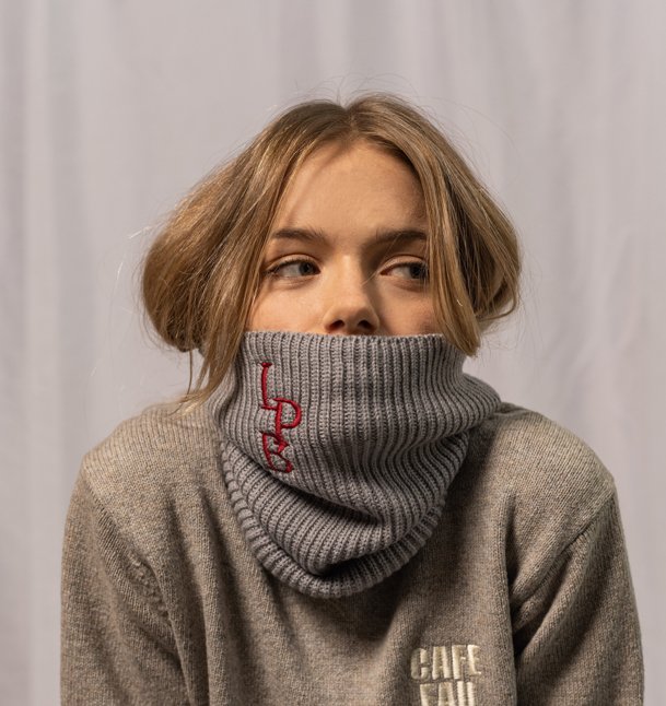 les petits basics LPB. embroidered merino wool neckwarmer