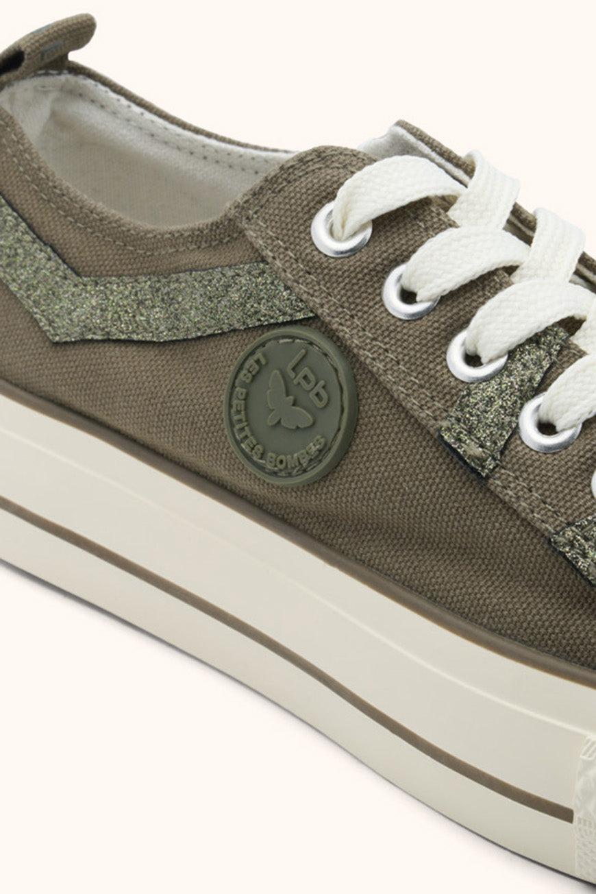 Les P'tites Bombes BASKETS INDIRA KAKI FONCE