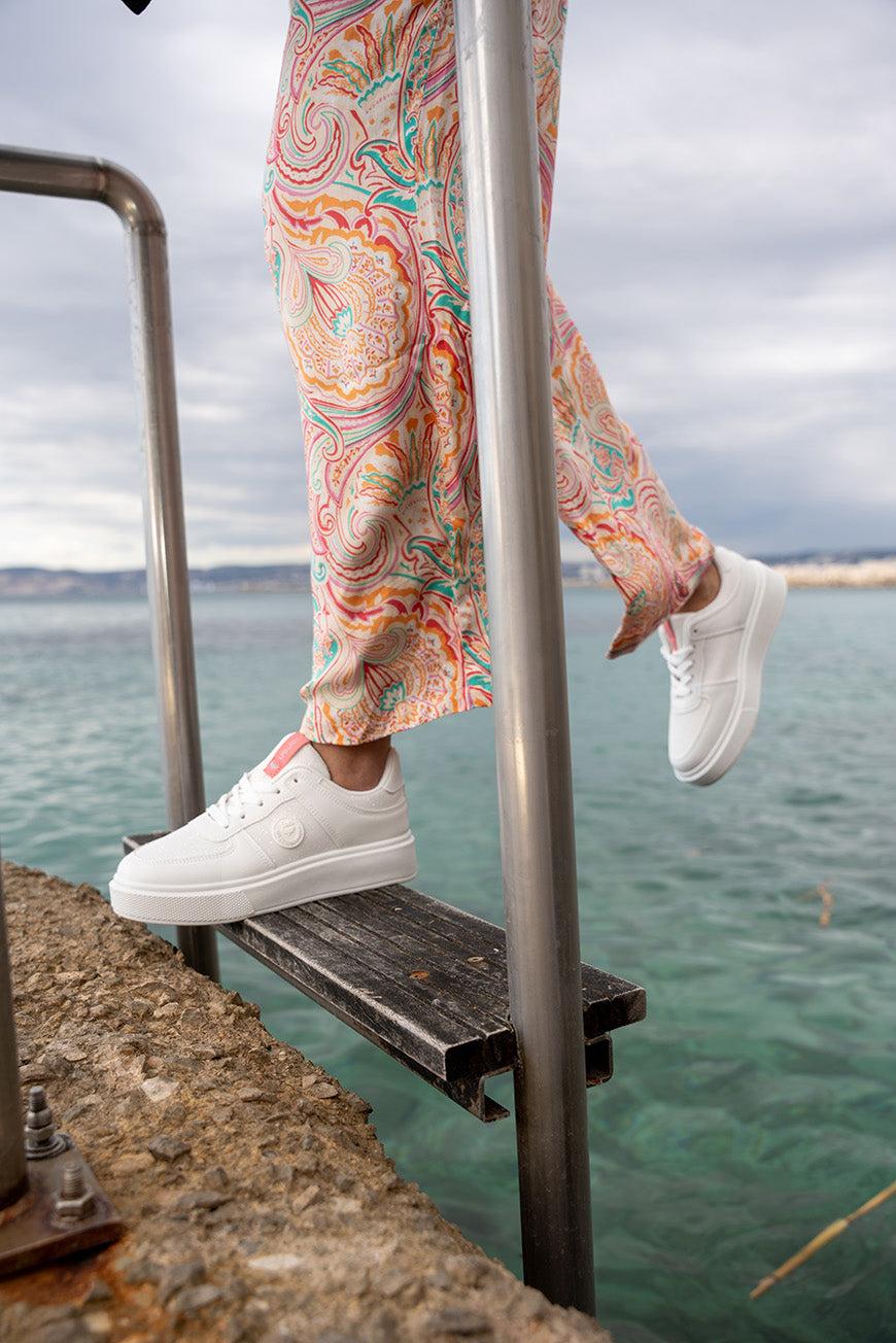 Les P'tites Bombes BASKETS IONA BLANC OPTIC