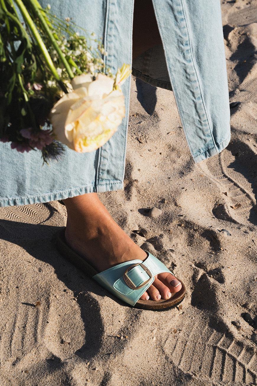 Les P'tites Bombes MULES FLEURICE VERT D'EAU SATIN