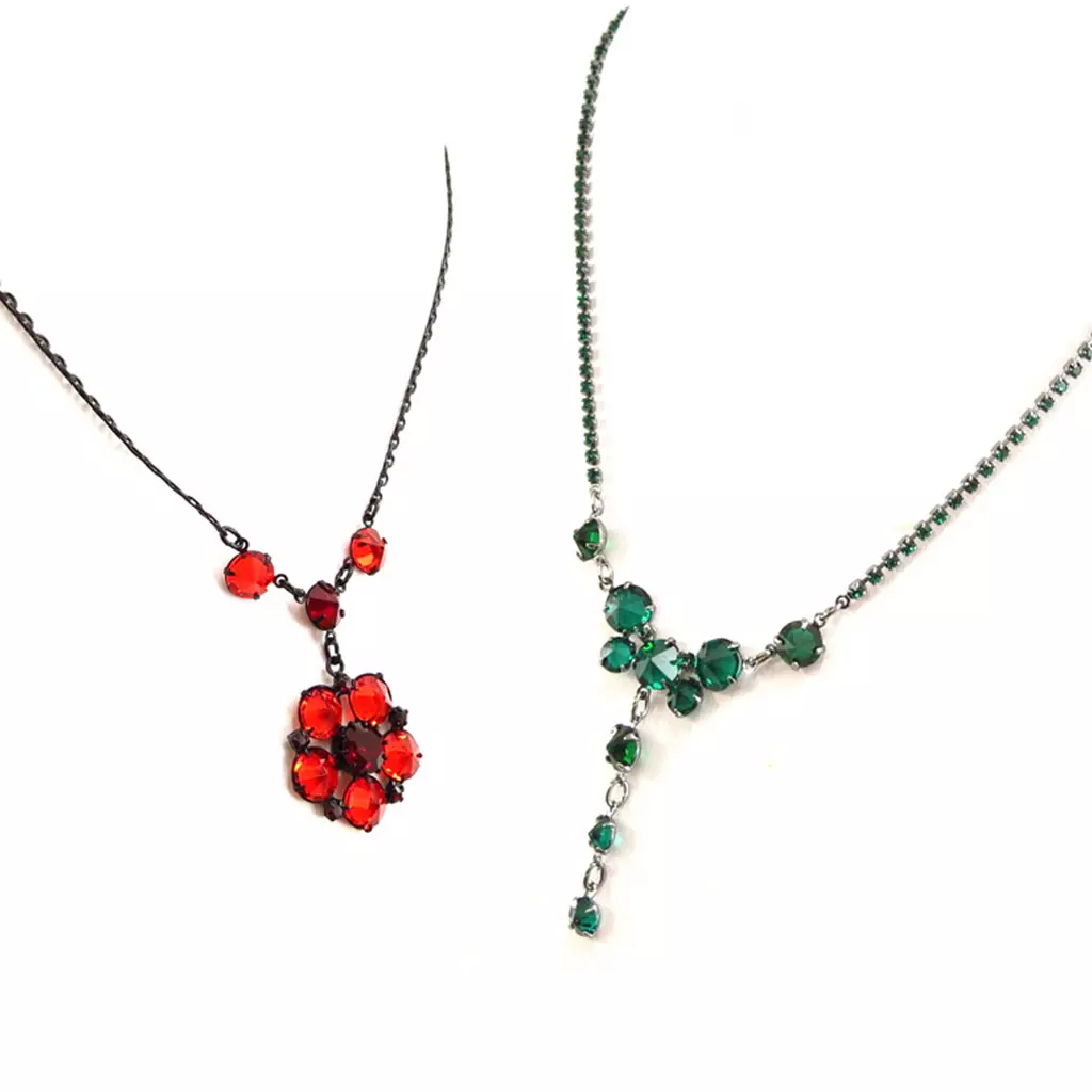 les trésors de lily 2 colliers créateur 'Sissi' rouge vert [K7271]