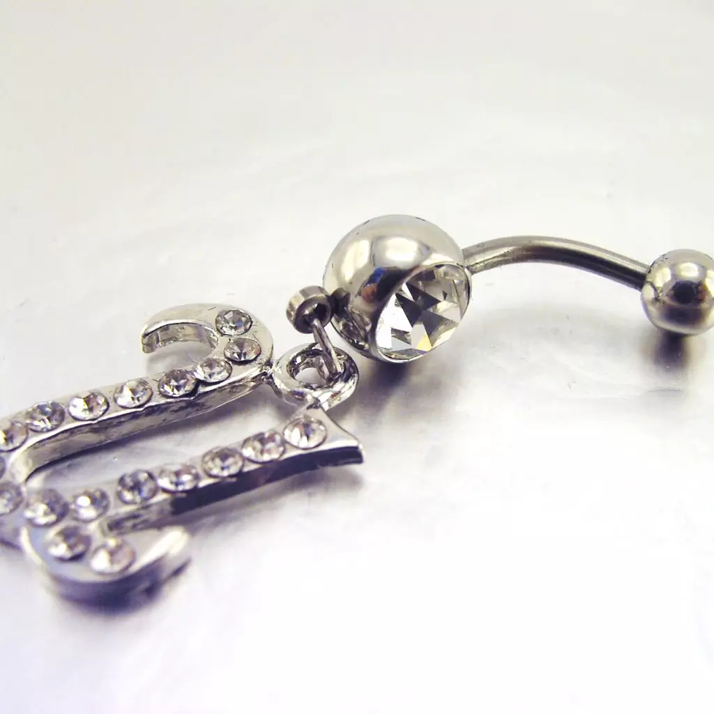 Les Trésors De Lily Body Piercing 'Lettre U' Blanc [E7814]