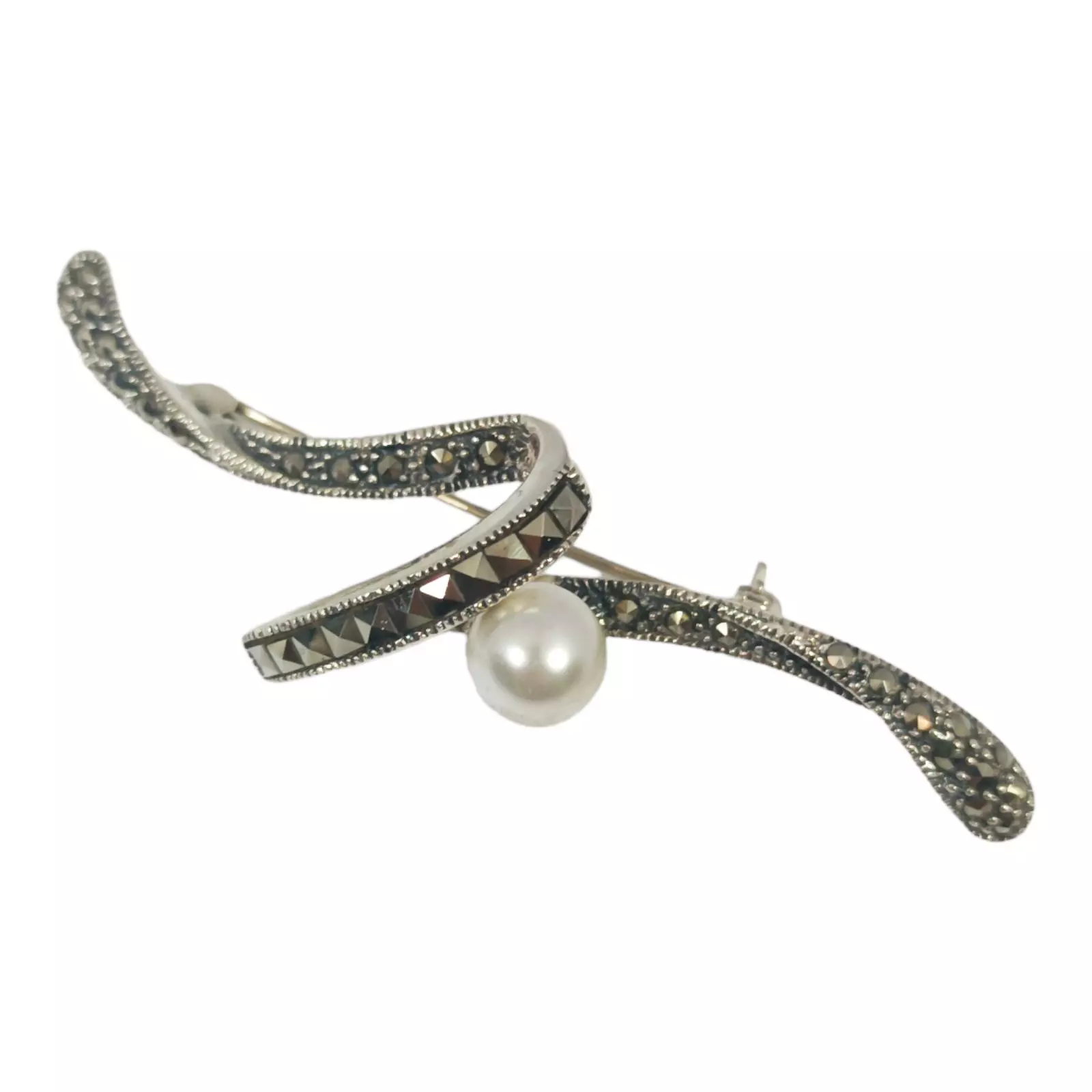 Les Trésors De Lily Broche Argent 'Sappho' Blanc Marcassite Argenté 65x20 Mm [S0537]