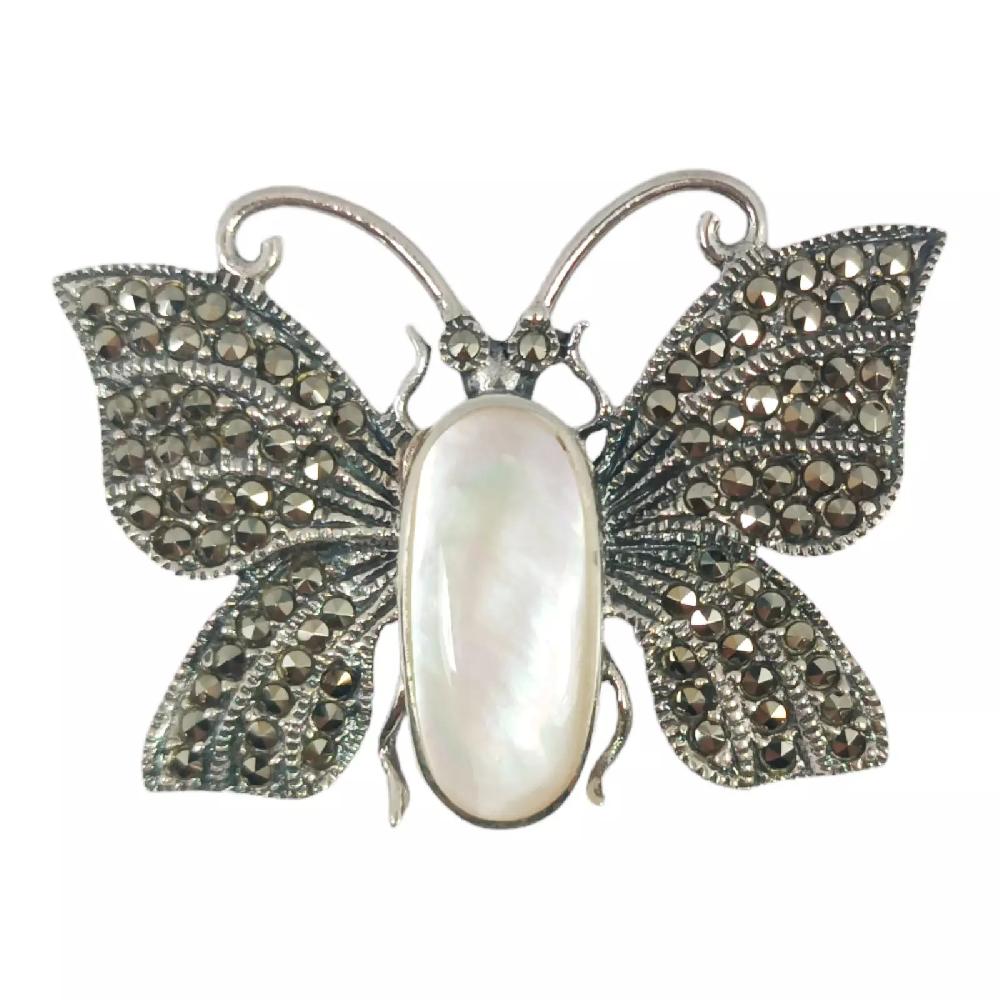 les trésors de lily Broche Argent 'Sappho' nacre gris marcassite (papillon) 40x27 mm [S0560]