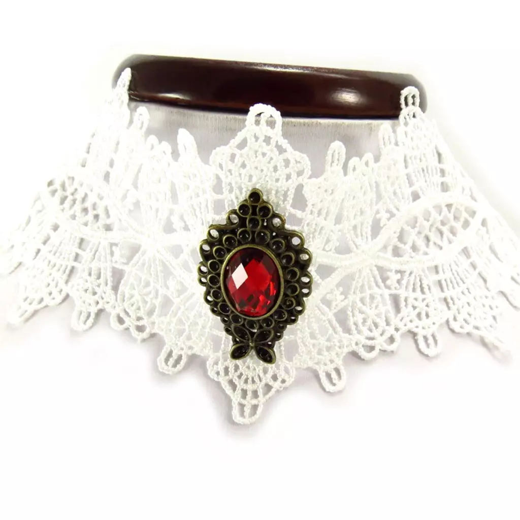 Les Trésors De Lily Parure Créateur 'Courtisanes' Ivoire Rouge (dentelle) [K6567]