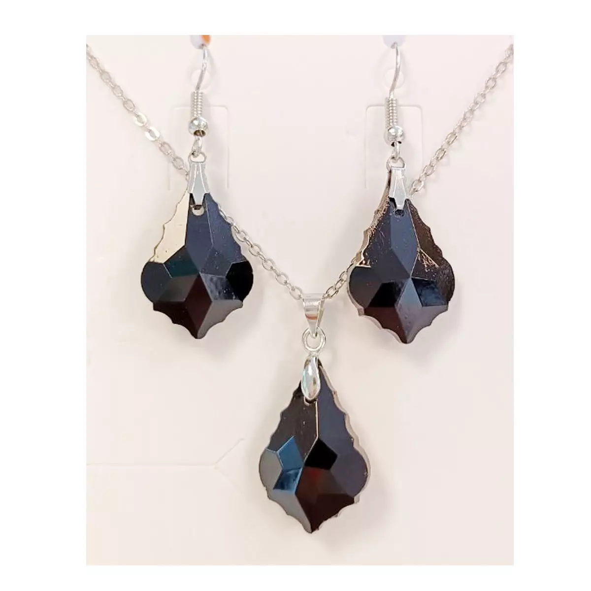 les trésors de lily Parure cristal 'Sissi' noir 20x15 mm [R8587]